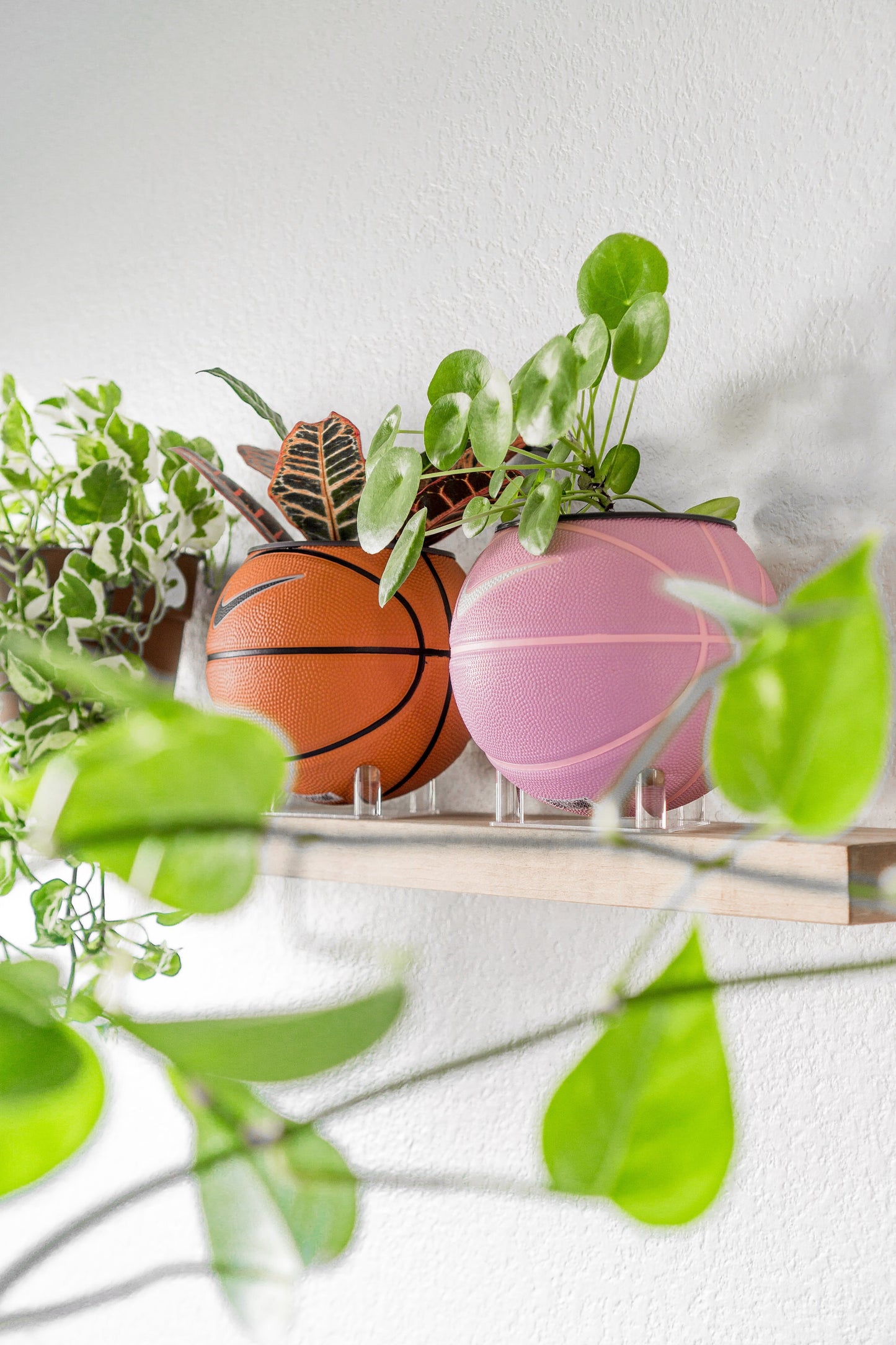 plntrs - Nike Swoosh Skills Mini Basketball Planter - new ball with stand