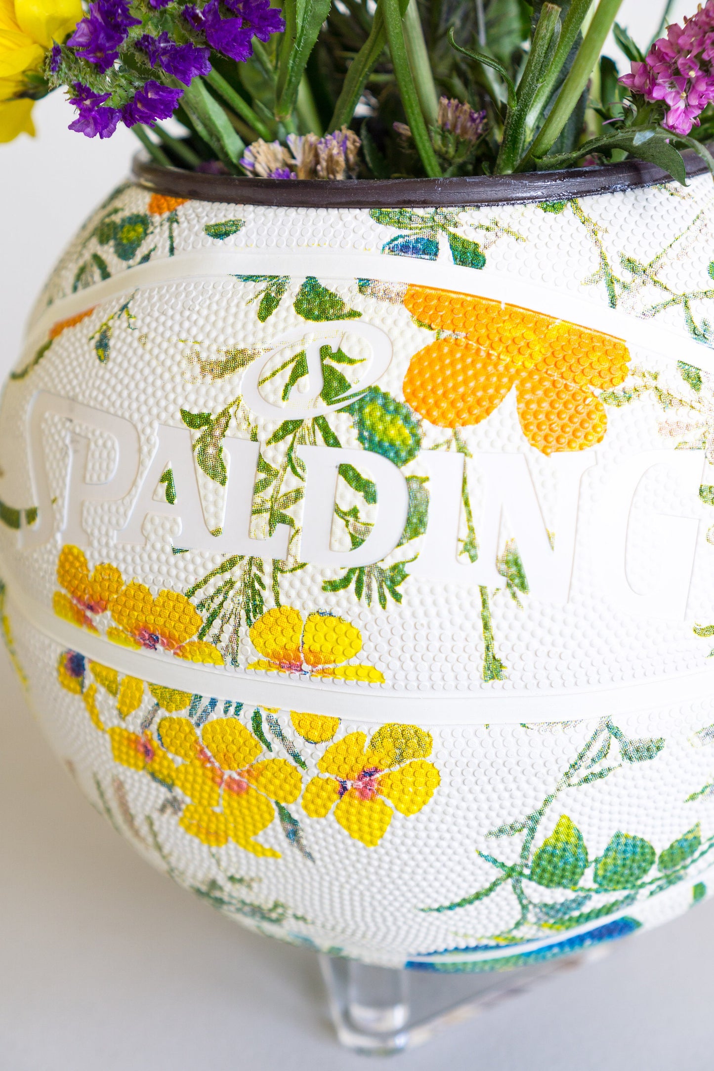 plntrs - Spalding Floral Urban Outfitters Exclusive Basketball Planter with stand (full size)