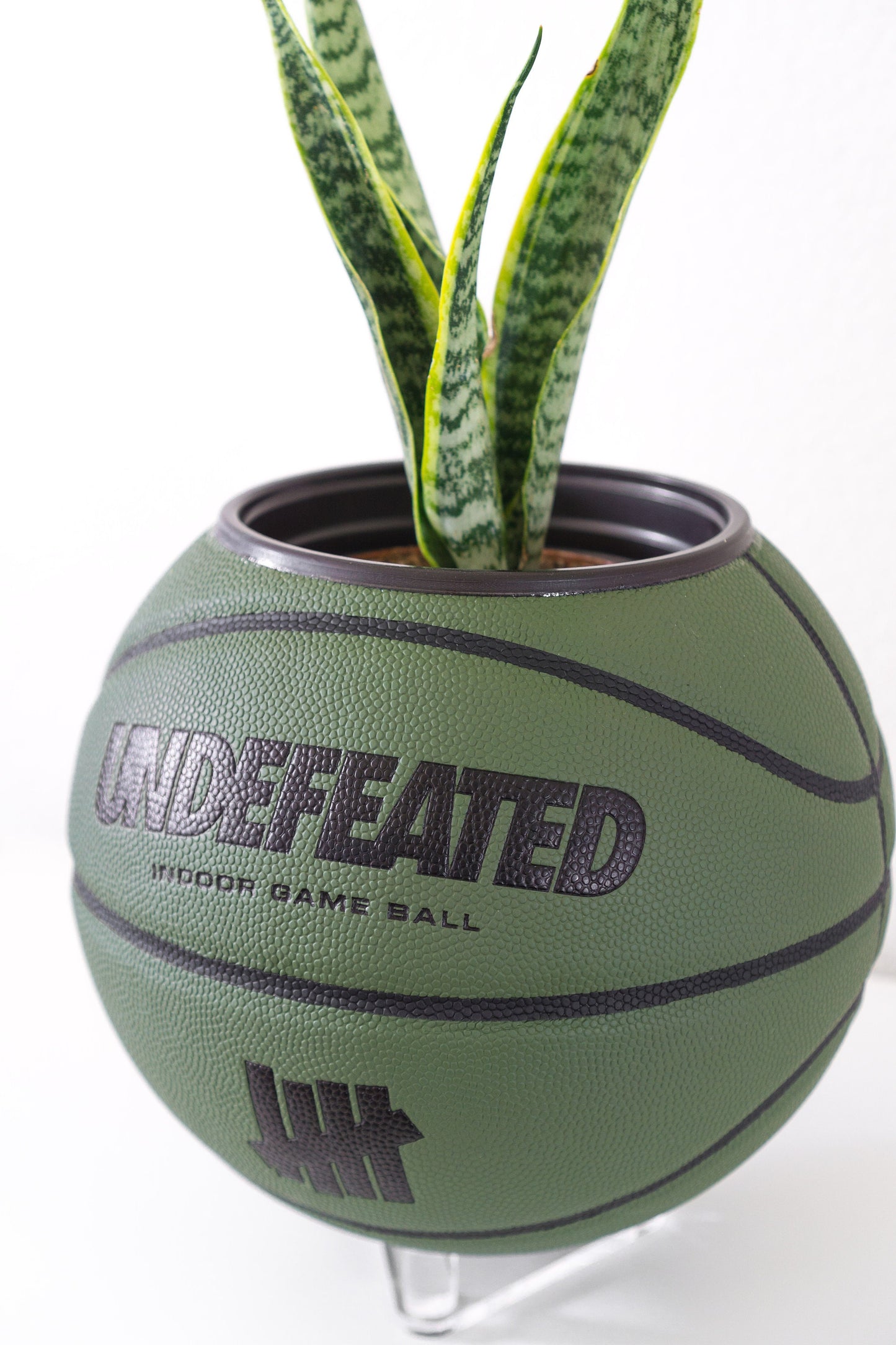 plntrs - Wilson x Undefeated Olive Limited Edition Basketball Planter with stand (full size)