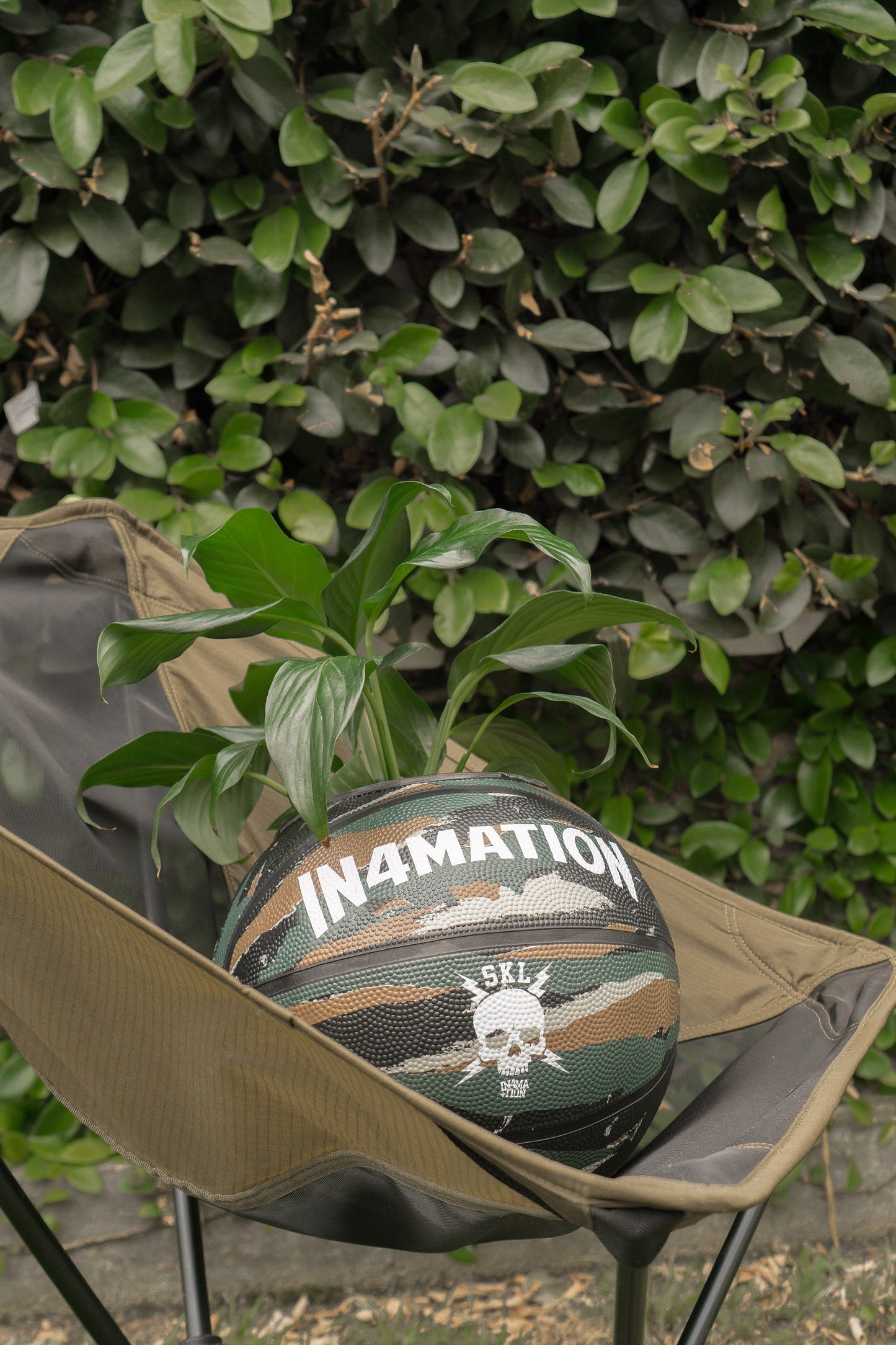 plntrs - IN4MATION SKL Camoflauge Limited Edition Basketball Planter with stand (full size)