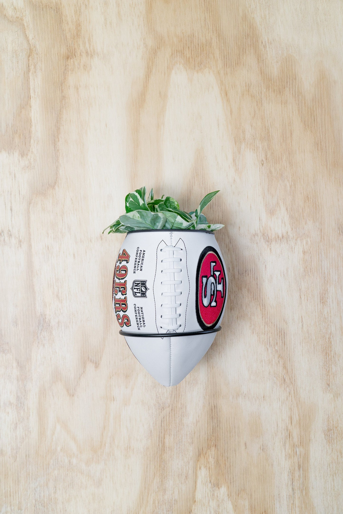 plntrs - NFL Bengals Team Wilson Football planter Playoffs superbowl - with stand