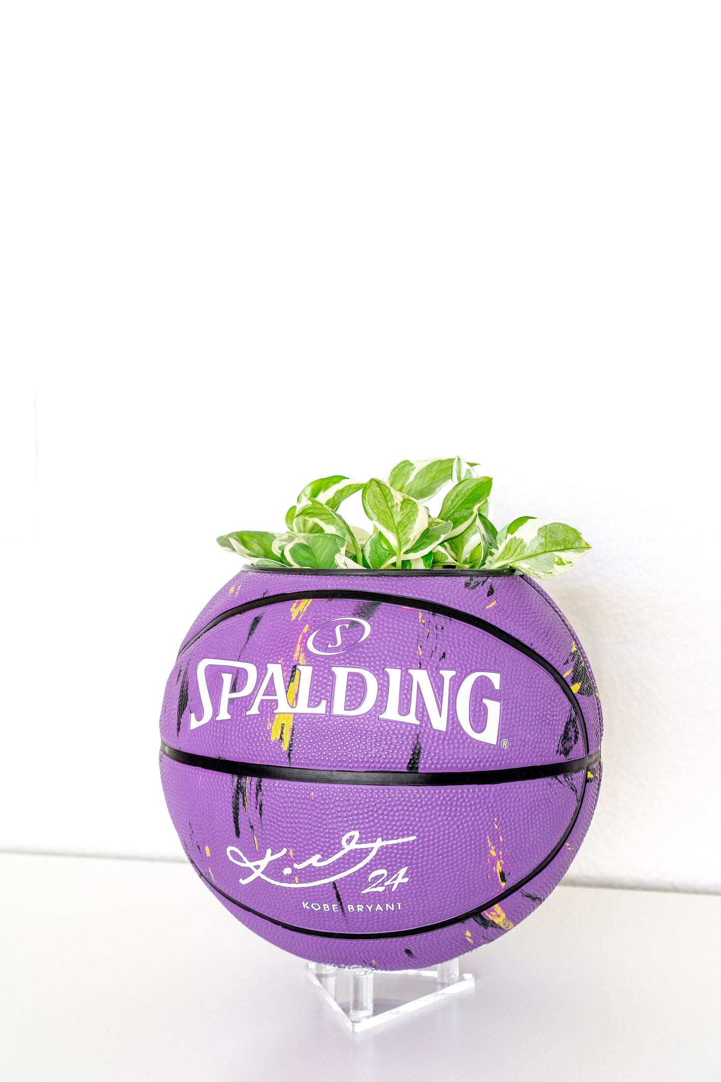 plntrs - Kobe Bryant Purple Marble Basketball Planter with stand