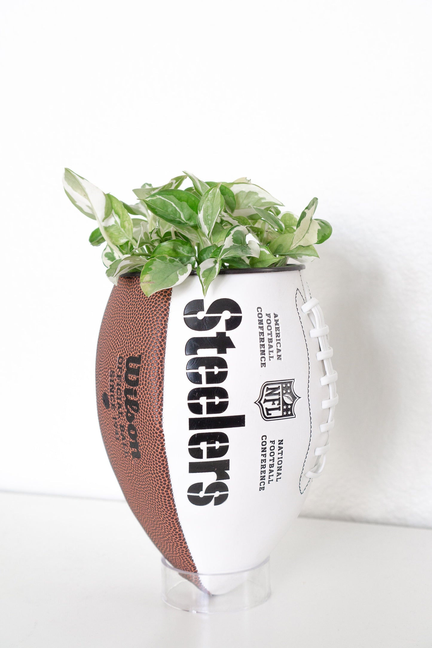 plntrs - NFL Pittsburgh Steelers Team Wilson Football planter Playoffs superbowl - with stand