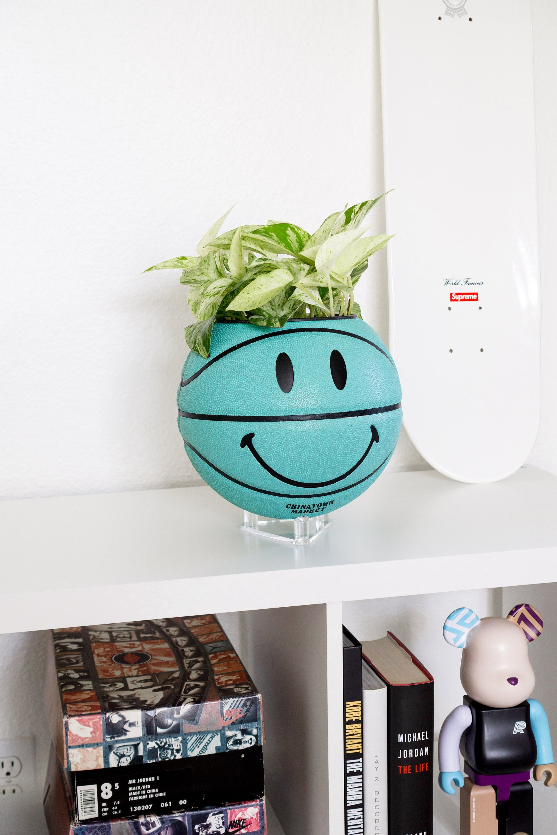 plntrs - Chinatown Market Smiley Face Tiffany Basketball Planter FULL SIZE - new ball with stand