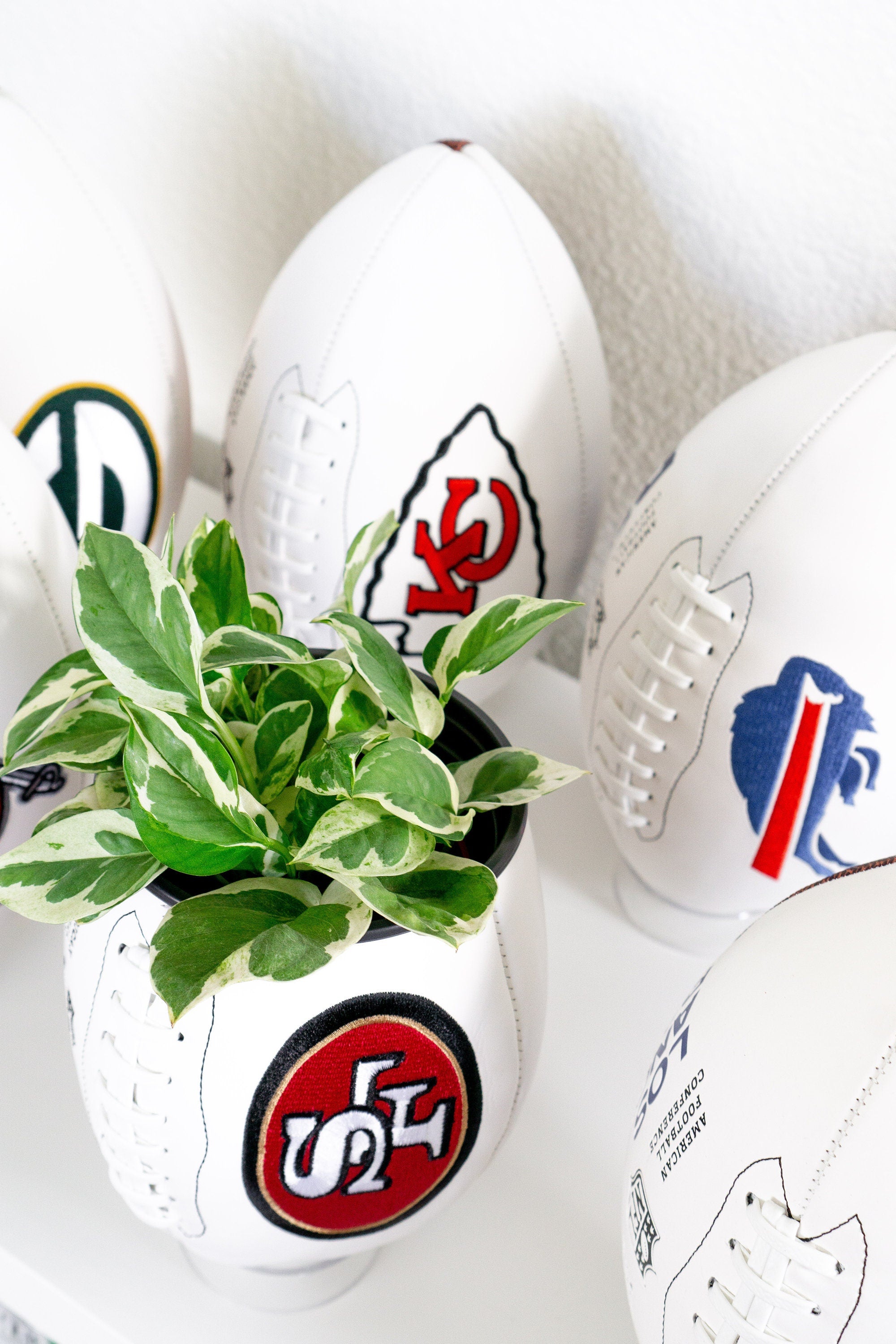 Plntrs - NFL Team Wilson Football outlet planter Playoffs superbowl - with stand