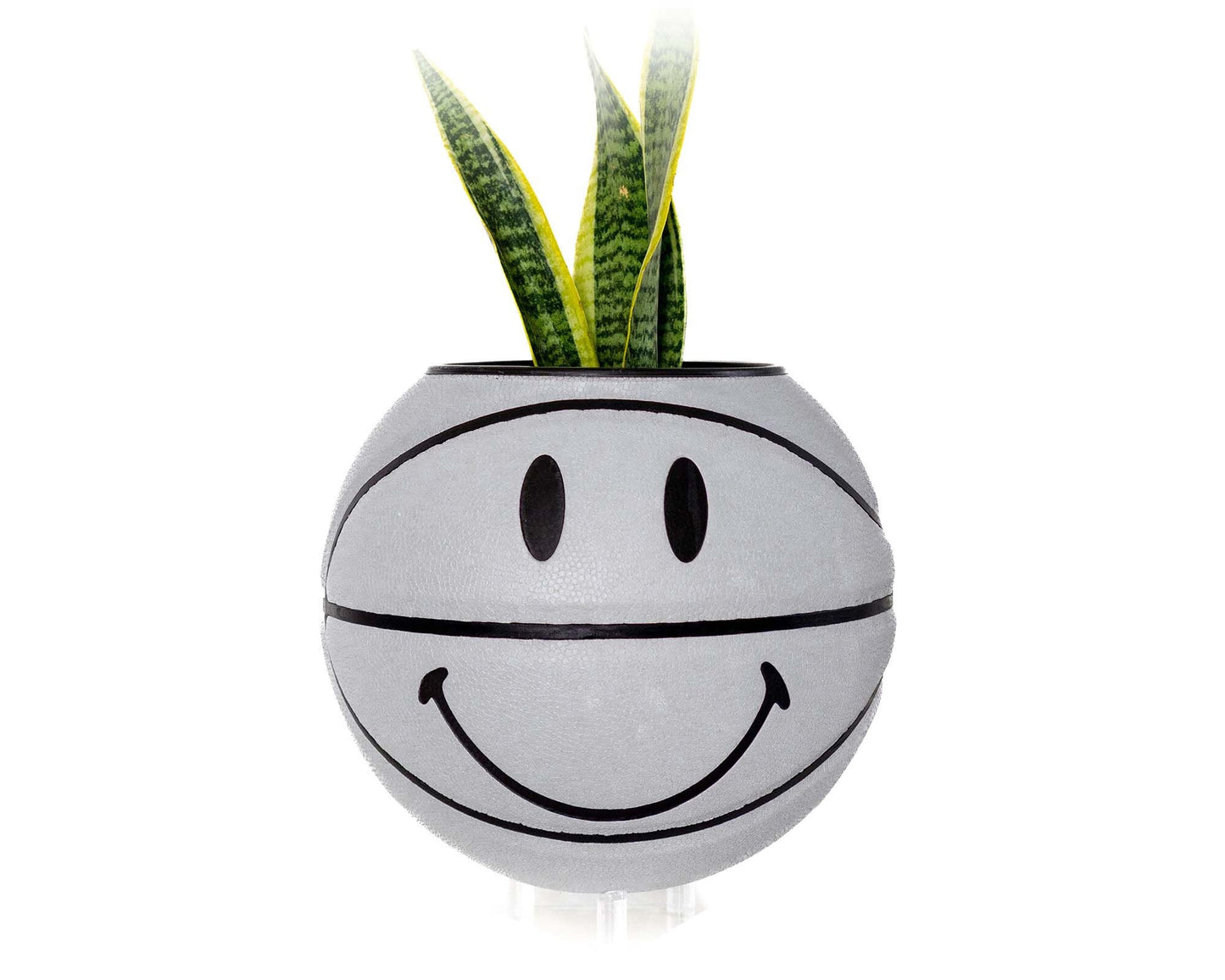 plntrs - Chinatown Market Smiley Face 3M reflective Basketball Planter FULL SIZE - new ball with stand