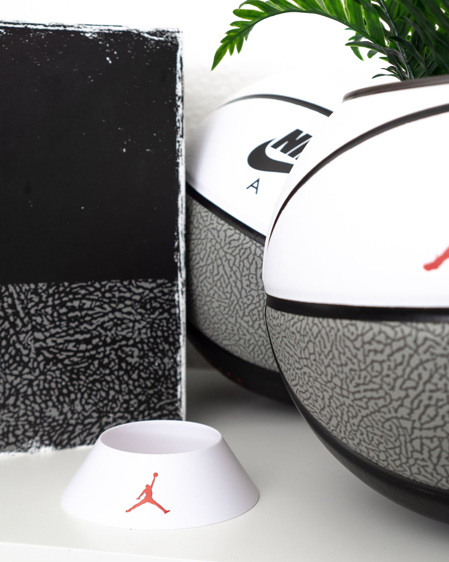 plntrs - Jordan 3 reimagined Basketball Planter FULL SIZE - new ball with stand